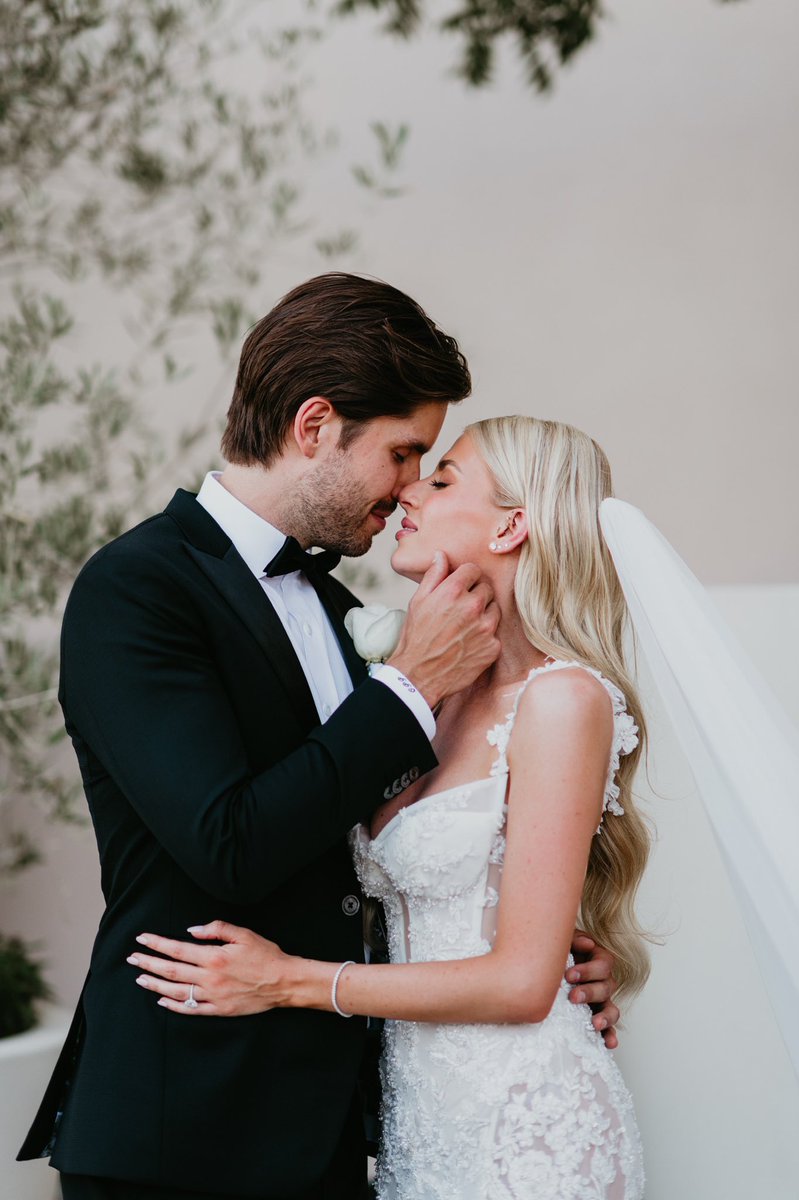 The Palves 🤍 6.11.22