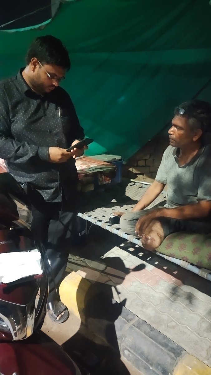 dintya15's tweet image. CSC VLE SH.Nimeshbhai from Ahmedabad Gujarat made e Shram card for a Divyang person - God will bless you #onlycsccandothis