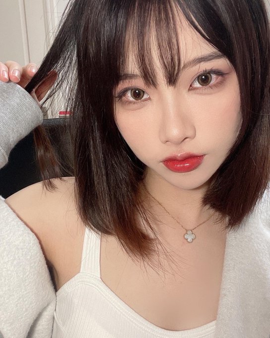 コスプレイヤーosten坂多多のTwitter画像54