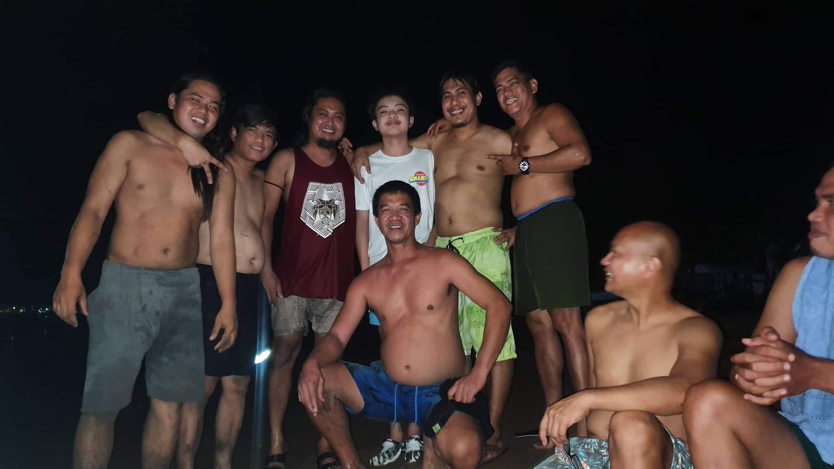 fretstar's tweet photo. @BubblyStory For All the awesome dads out there Happy Father’s Day.. Not all heroes wear a cape most of them have beer bellies 😅 https://t.co/QXWjTmbBy9