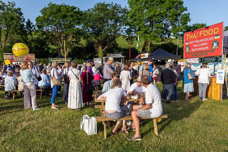 You won’t go hungry at our festival!
In addition to the <a href="/trethowansllp/">Trethowans</a> fine dining tent providing pre-booked lunch and suppers throughout the week, we have lots of food and drink outlets available on-site, offering delicious, top quality local food for you to enjoy.. 😋