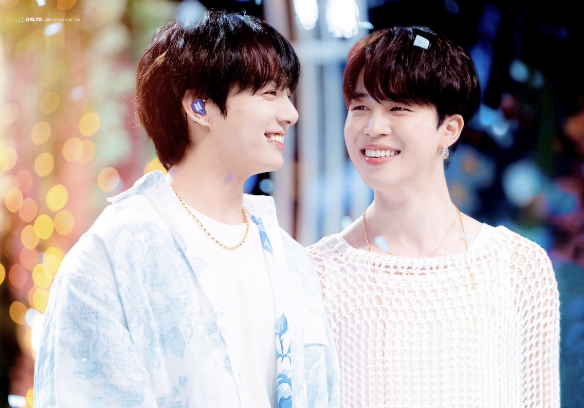 Dalto5813's tweet photo. 인가 🐰🐥 합성보정✨

이 사진 너무 이뻐서 붙여봤어요 🤍 https://t.co/t8xgufFHVC