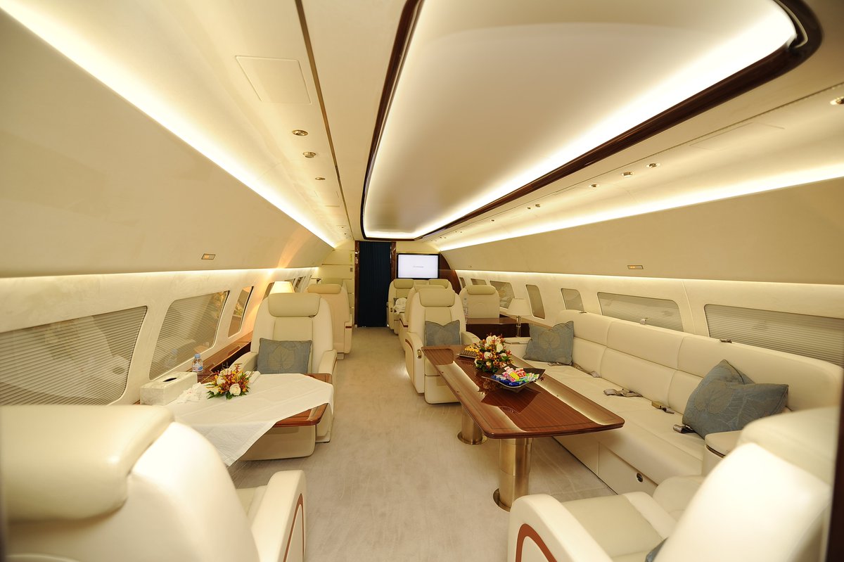 NASJET_'s tweet photo. Our #values
We are transparent with our clients and with each other.
We achieve the highest levels of efficiency within our organization.
We work as a team and communicate with each other to improve the success of our business.
#business #aviation  #riyadh #saudiarabia #aircraft https://t.co/wD9tM0nefT