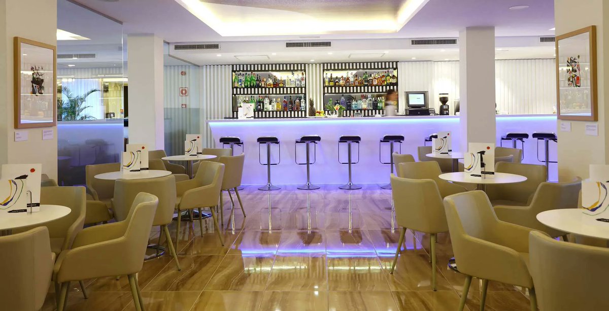 Handiscover tweet media