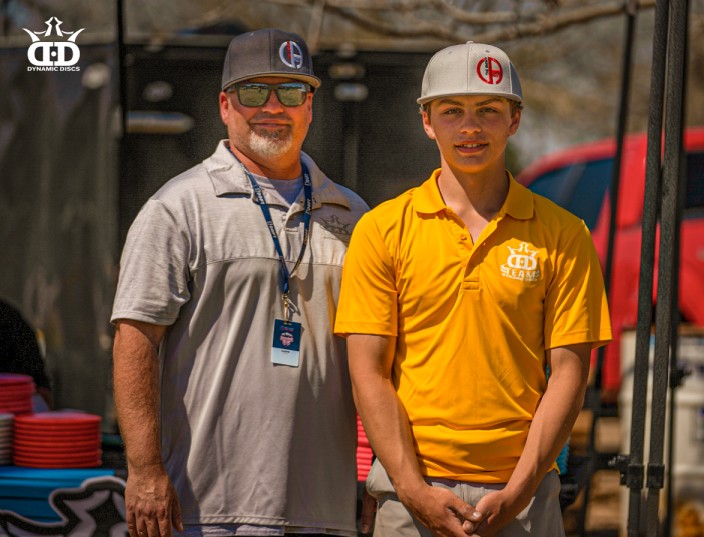 DynamicDiscs's tweet photo. The future of the sport is in good hands thanks to the #DynamicDads who help grow the sport in so many ways.
From all of us to all of you, enjoy your special day!
(Help us make #FathersDay extra special. @ a Dad that deserves some 🥏love in the comments.)
#bedynamic https://t.co/fsmmhjEjkk