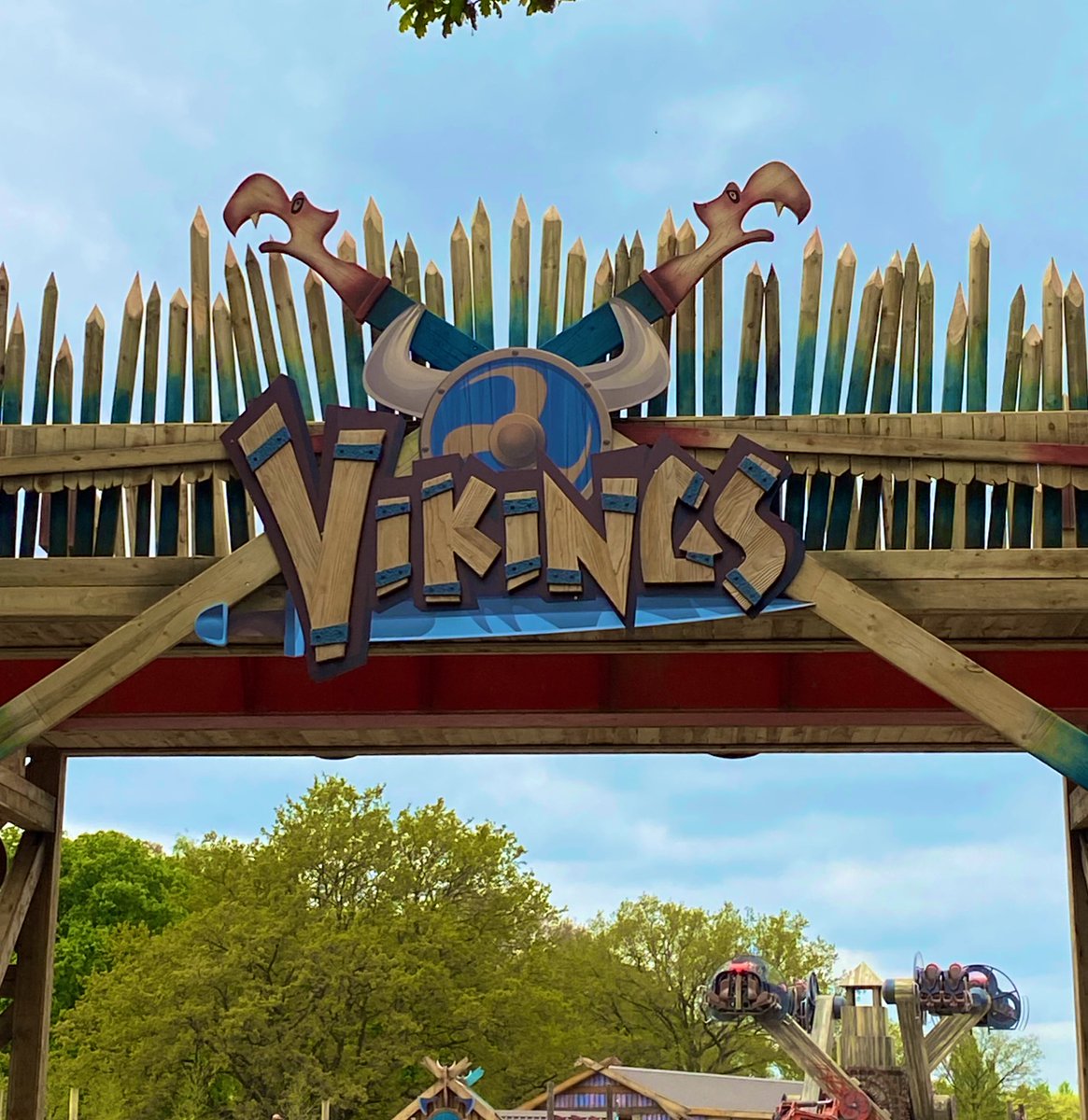 Back from USA 🇺🇸 fantastic trip!!!!!will return again 2024

I can’t wait back Drayton Manor see New Vikings area first time this week, three week late 🫣
<a href="/DraytonManor/">Drayton Manor</a>