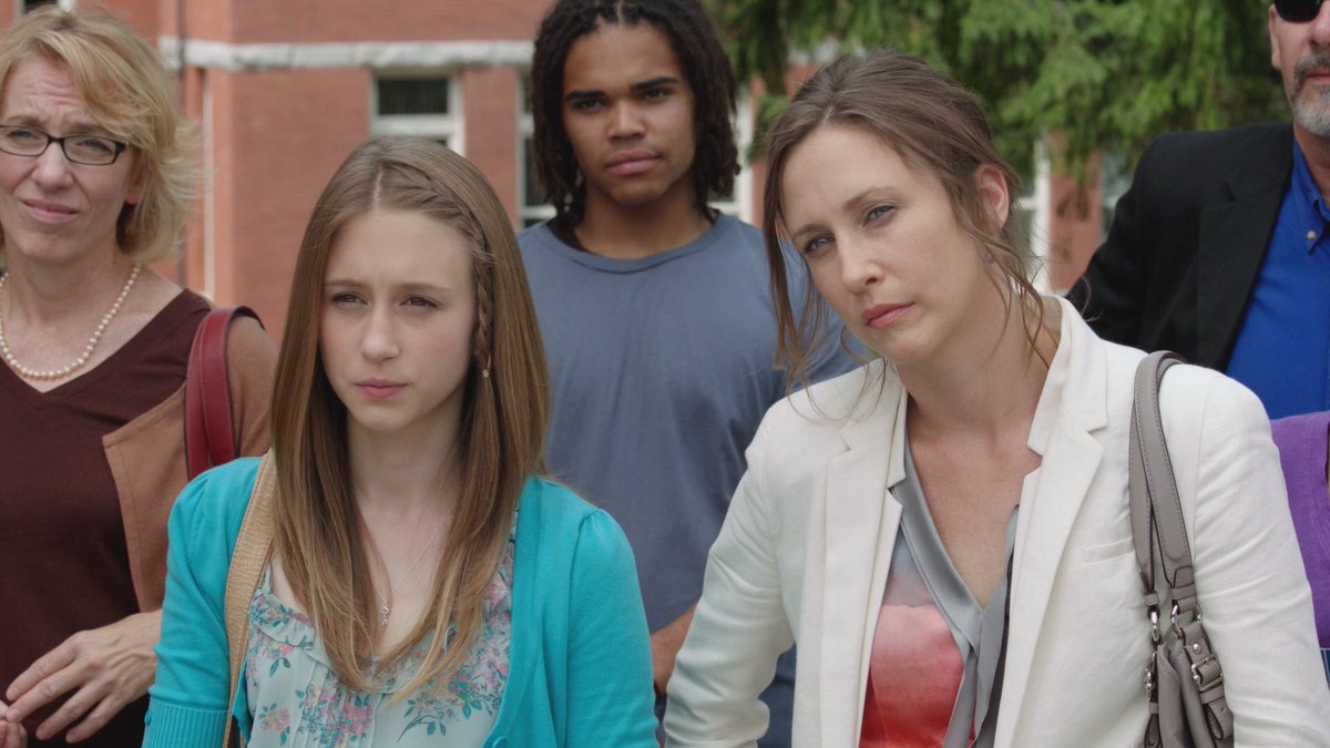 เมื่อคุณสองคนเป็นพี่น้องกันแต่หน้าคล้ายกันเกินไป เลยได้เล่นเป็นแม่ลูกกัน