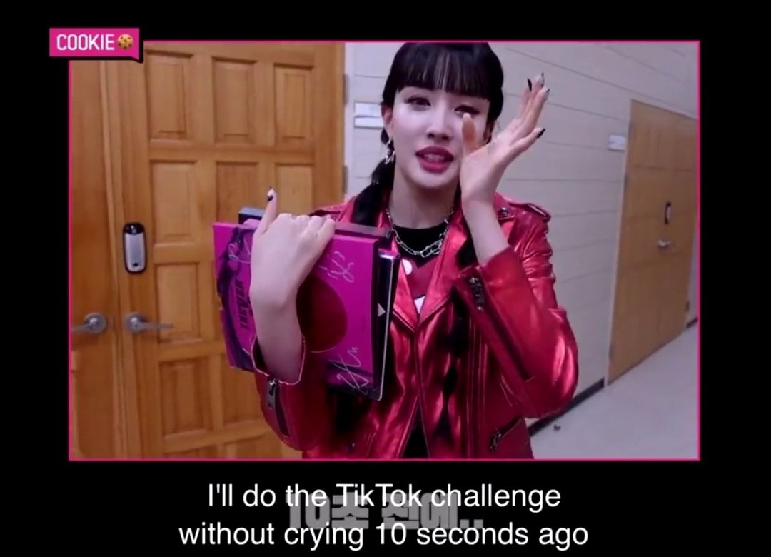 leech6e's tweet photo. i love how dedicated yoon is to g-idle, she cried when they filmed a tiktok with them, she has their membership card and everything, also she had a whole concert yesterday and still managed to look forward and watch their concert 🥹 https://t.co/1mcU4MLmUV