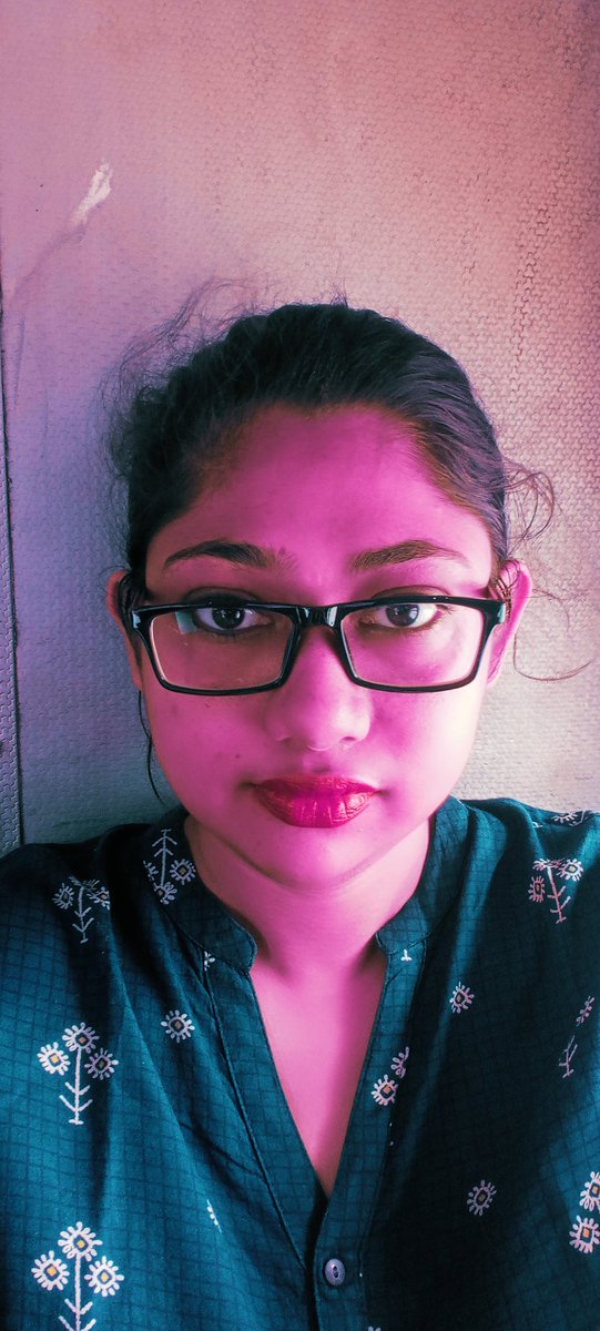 madhulinasur1's tweet photo. Prints are back and how! https://t.co/Jc9uJR5Kxb