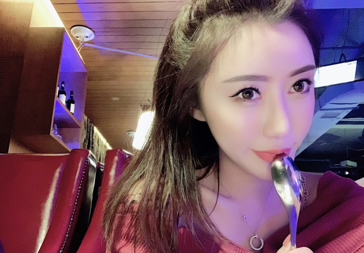 dsource34's tweet image. What's up!  Early dinner 🥰 #CHOW