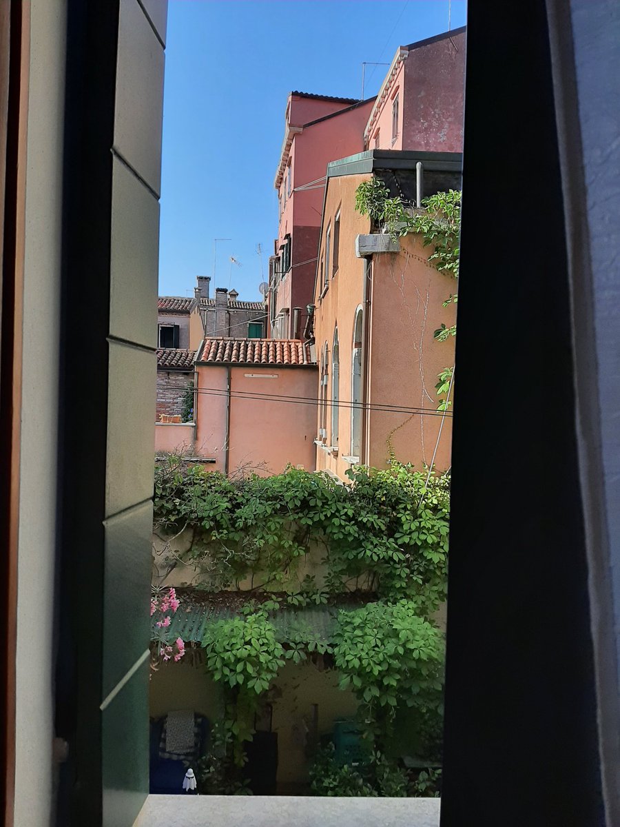 One day to go! And what a location for it!

Too much espresso has already been consumed, but some AI materials have yet to be handled...

<a href="/acm_cc/">Creativity & Cognition</a> <a href="/sigchi/">ACM SIGCHI</a>