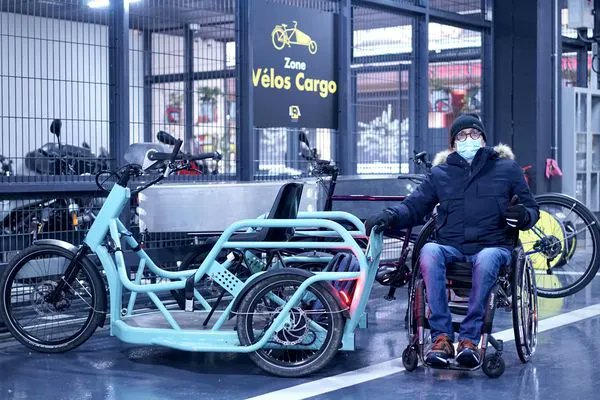 <a href="/projetbenur/">Benur</a>, un nouveau service de #velo #cargo qui avance à la force des bras à #Lyon 👏 buff.ly/39rql7R