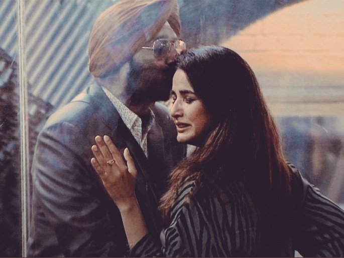 To a father growing old, nothing is dearer than a daughter. 

Happy Father's Day to Bhasin Uncle ❤

@jasminbhasin | #JasminBhasin 
#Jasminians | #fatherdaughter 
#FatherDay2022 | #FathersDay