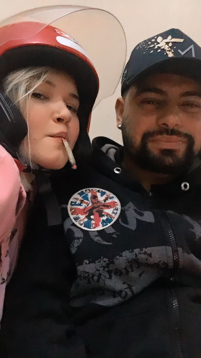 MarrecoMil's tweet image. Gauchinha 🥰🍁 #loiragostosa #friendfire