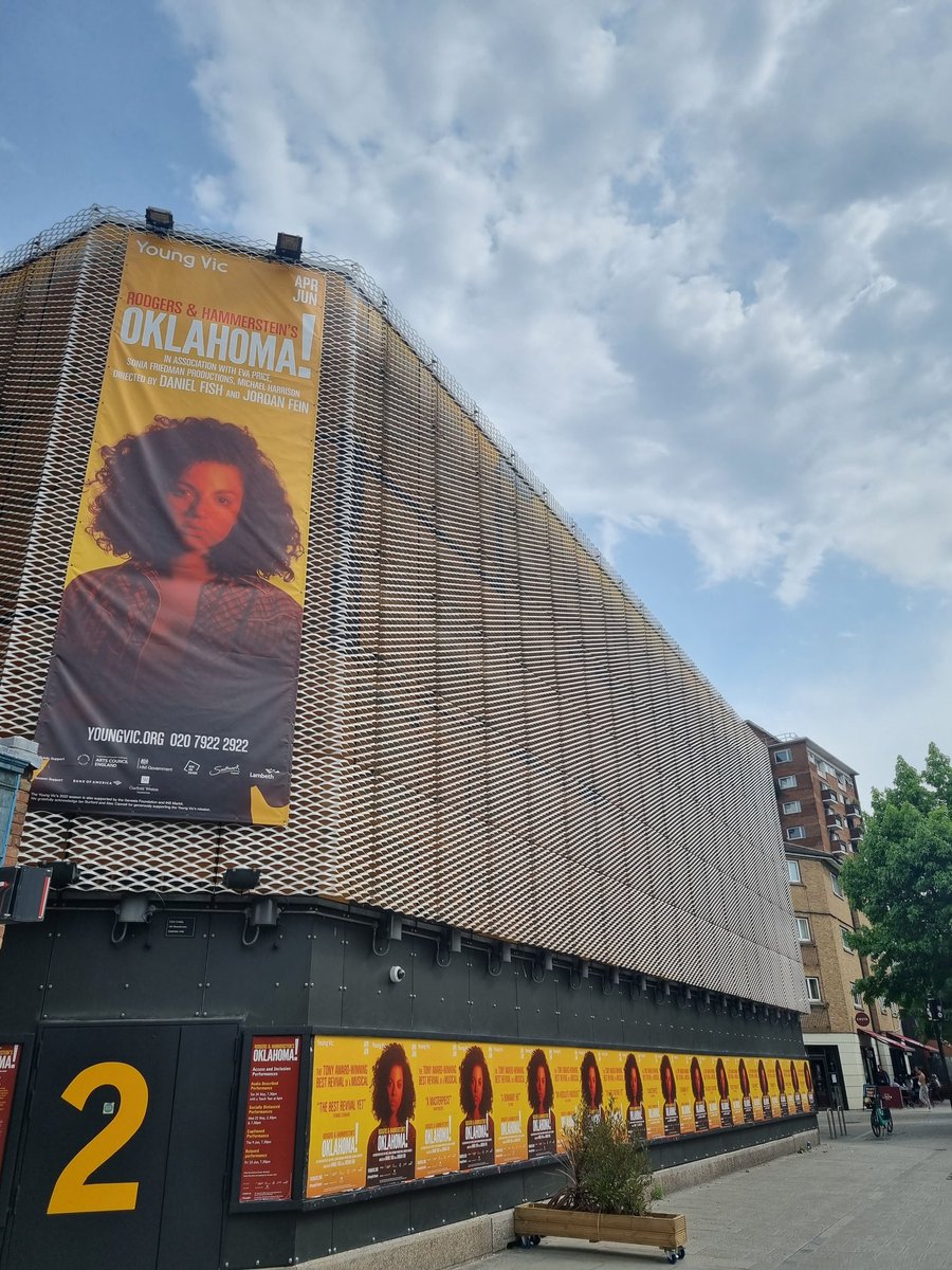 So there was life before and life after Oklahoma...Wow. We could watch this production on repeat. Obsessed.❤️ <a href="/youngvictheatre/">Young Vic</a> #youngvic #Oklahoma