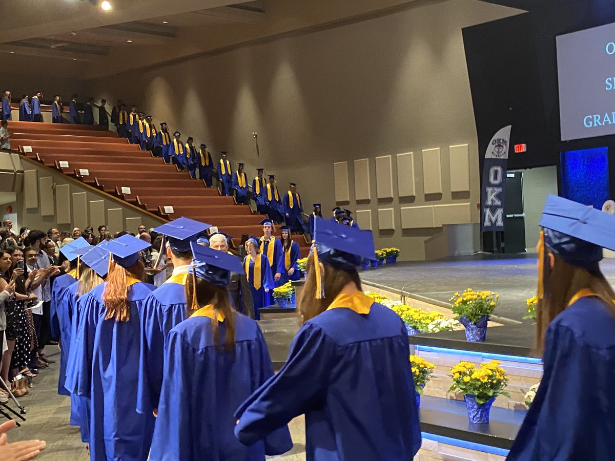 FraserCrew's tweet photo. Congratulations to the Okanagan Mission Secondary Grads!👩🎓👨🎓 Good luck on your next journey as lifelong learners!💙💛💙💛#graduation #proudtobeatrustee #grad2022 #SD23 #sd23learns #sd23ed #okmgrads #TrusteeJuliaFraser https://t.co/iWFsUJViut