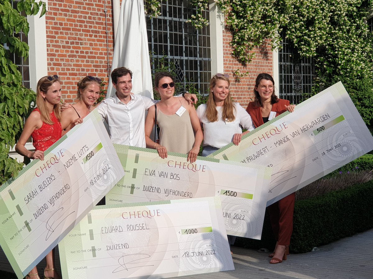 An annual contest is organized by <a href="/BVUrologie/">BVU</a> for the residents, where they present their work. It aims at training for bigger podiums. #residency #urology #teaching <a href="/uzgent/">UZ Gent</a> <a href="/UZLeuven/">UZ Leuven</a> <a href="/UZAnieuws/">UZA</a> <a href="/UZBrussel/">UZ Brussel</a> <a href="/ugent_fge/">UGent Geneeskunde & Gezondheidswetenschappen</a> these are this year's winners 👏👏💐💐💐