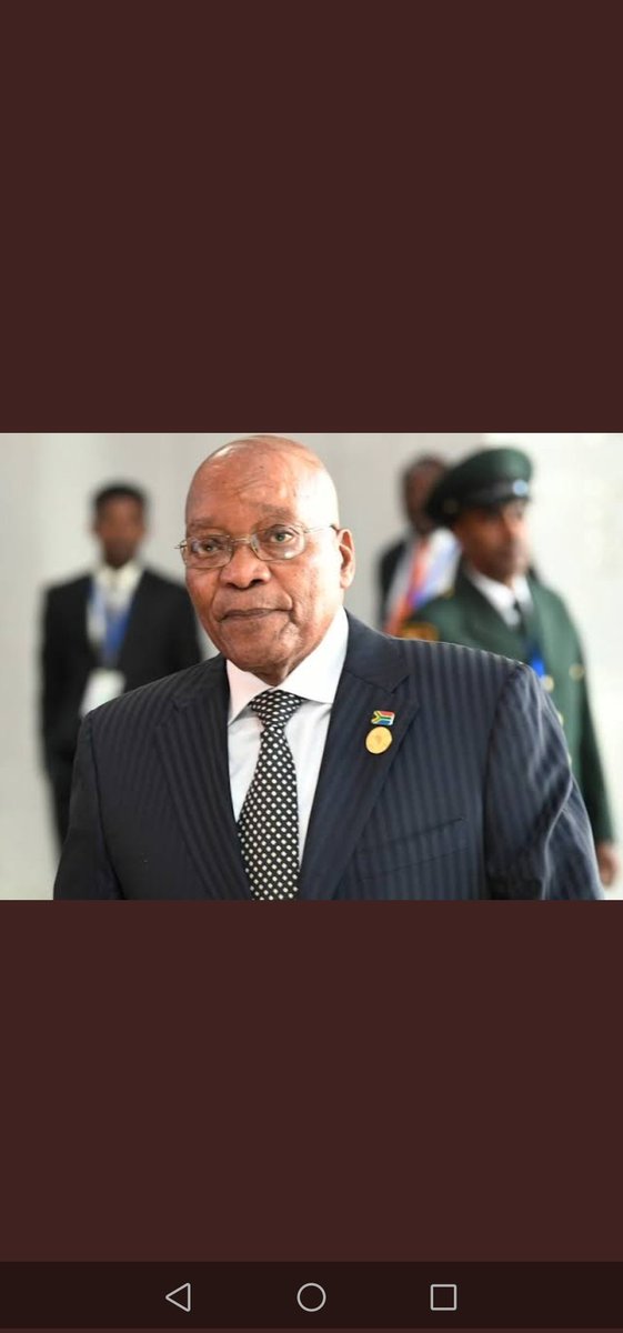 Nqobzin20's tweet photo. Happy Father's day to the Father of the Nation, the only President South Africa ever had. Siyakuthanda Nxamalala 💖💖💖💖🕯️🕯️🕯️🕯️🕯️ https://t.co/J5sw7Sk7hF