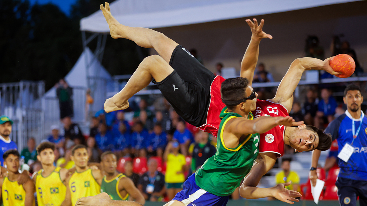 ihfhandball's tweet photo. It's the final day of the 2022 IHF Youth #BeachHandball World Championships, with new world champions to be determined 🏆 We'll bring you all #Greece2022 news live via our blogs again ⬇️

Men's youth 👉 https://t.co/5DPHhXT6ls
Women's youth 👉 https://t.co/GGMFdEMNMZ https://t.co/qSQPe8ilds