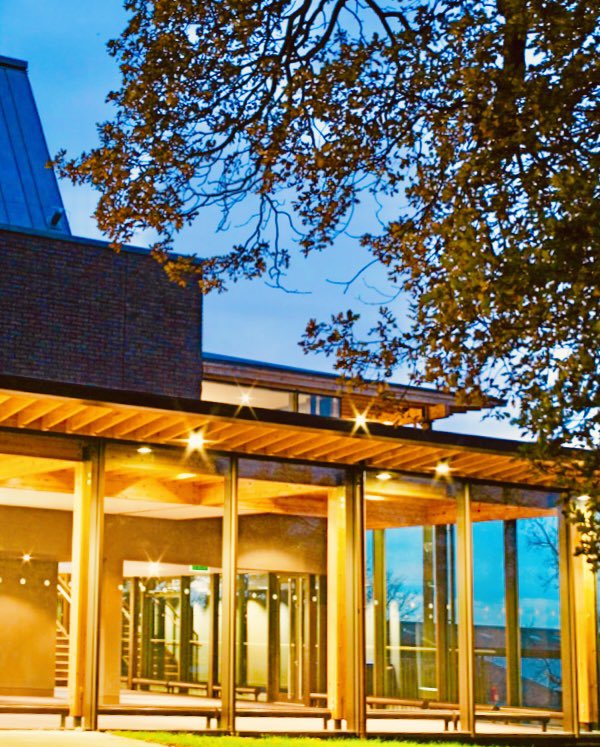 What a FABULOUS performance <a href="/FarnhamYouthChr/">Farnham Youth Choir</a> - every young person giving their best! And what a team <a href="/pmpbarrett/">Patrick Barrett</a> @MatthewRPianist <a href="/robinsmusicroom/">robinsmusicroom💙</a> @Satsumatree903 #SusanNorman #SallyHollyer <a href="/sarahlburston/">Sarah Burston</a> #HannahPoulsom @HelenCo09211216 <a href="/joannaconductor/">Joanna Tomlinson</a> and others!