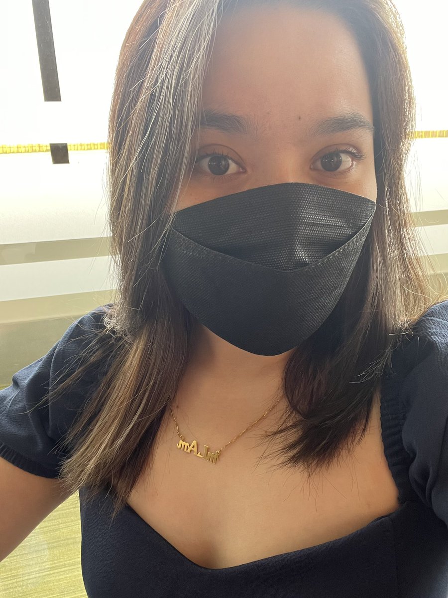mLaMqUiN1610's tweet photo. Ambilis ng 50days, wala man chance na makapagpapicture sayo nung concert atleast nakauwi ako at nakapanood ng Live. 🥰 Ang tanging baon ko pag uuwi ako ay ang jacket na toh, mahal na mahal kita my ate @annecurtissmith, ‘til my next vacation. 🥹😔❤️🇵🇭🇦🇪 #bakasyon2022 #ofwagain https://t.co/qckRfQLTMS