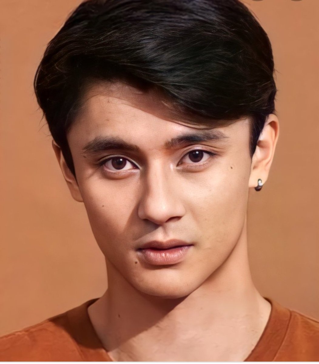 cancerlilly's tweet photo. Just my opinion career wise Kaori and Turs can be like JL and Bea, they are not romantically involved but they have a really good chemistry yung nakakakilig maski na alam natin na behind camera they have their on love life. Sana talaga may follow up projects pa sknila. https://t.co/yt6ZG7xWjL