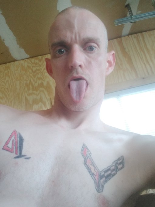I think the Tats are looking good! def draws the attention from this ugly mugg lol https://t.co/f0et