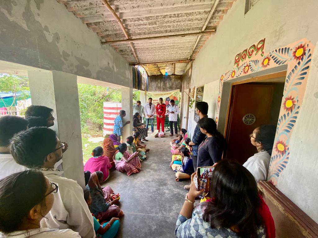 Department of Community Medicine, #KIMS Bhubaneswar, organised an awareness programme on #World Sickle Cell Disease Awareness Day, 2022 in the slums of Niladri Vihar, Bhubaneswar to share information on the disease... 1/2