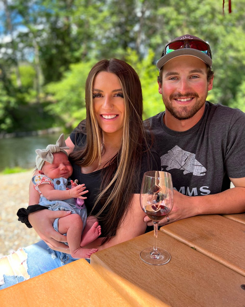 MeganVerbout10's tweet photo. Mom &amp; dad ❤️ https://t.co/uqIkrdBNXg