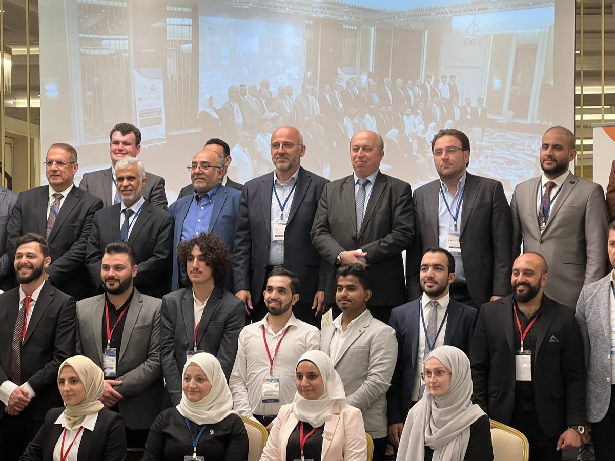 NAMS_SY's tweet photo. شارك رئيس #العمل_الوطني_من_أجل_سورية ووفد من الحركة في المؤتمر الثاني حول الولايات المتحدة والمتغيرات الدولية والذي نظمته مجموعة التفكير الاستراتيجي ومؤسسة ناشيونال انترست في #واشنطن ومركز أورسام في #أنقرة.
وقدم @AhmedRamadan_SY ورقة حول أداء الإعلام العربي في وقت الأزمات.
#سورية https://t.co/njVceSEW77