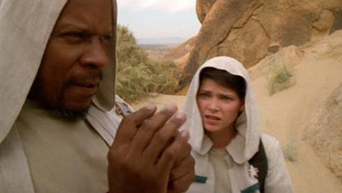 7thRule's tweet photo. Name that episode!
@Nikki_deboer joins us for our next #DS9 review episode!  
TODAY at 9am PT / 12pm ET! 
Join the live chat: https://t.co/8JKfQ7oYd9 https://t.co/ybIMaH57Na