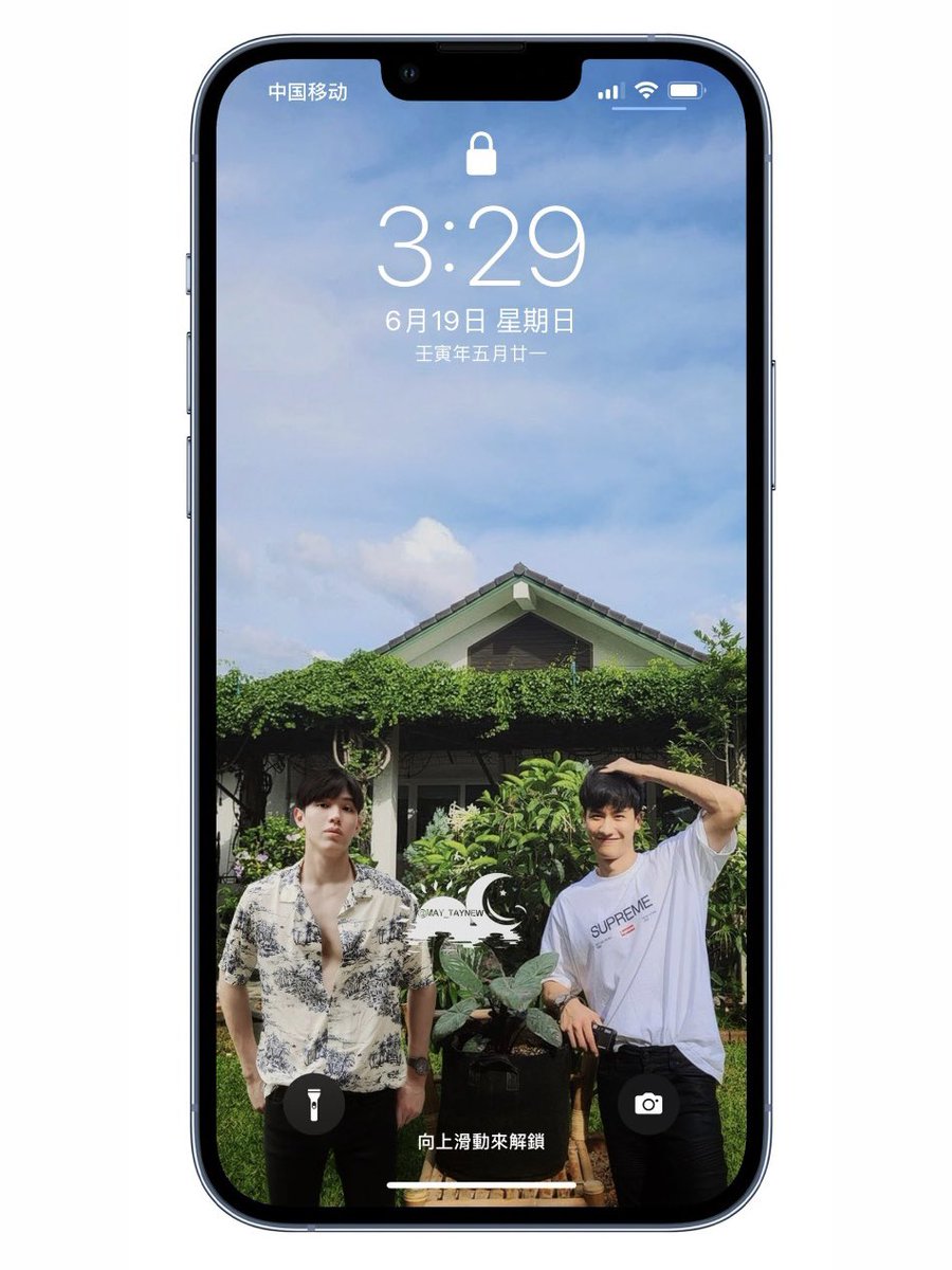 may_taynew's tweet photo. 220619     坐等夜晚的直播到来 💙💕

#Taynew #เตนิว https://t.co/zKOeV9BQJk