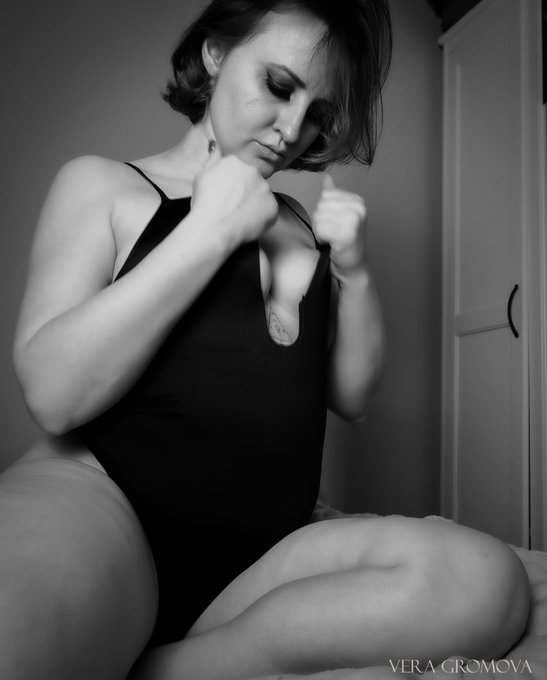 🎀⛓️VICTORIA PINK KINK⛓️🎀Fansly - Gentlest Femdom @rtfindom @findom4feet @rtalldommes @rtfemdom1 @RT4Dommes https://t.co/ALVTP70z0V