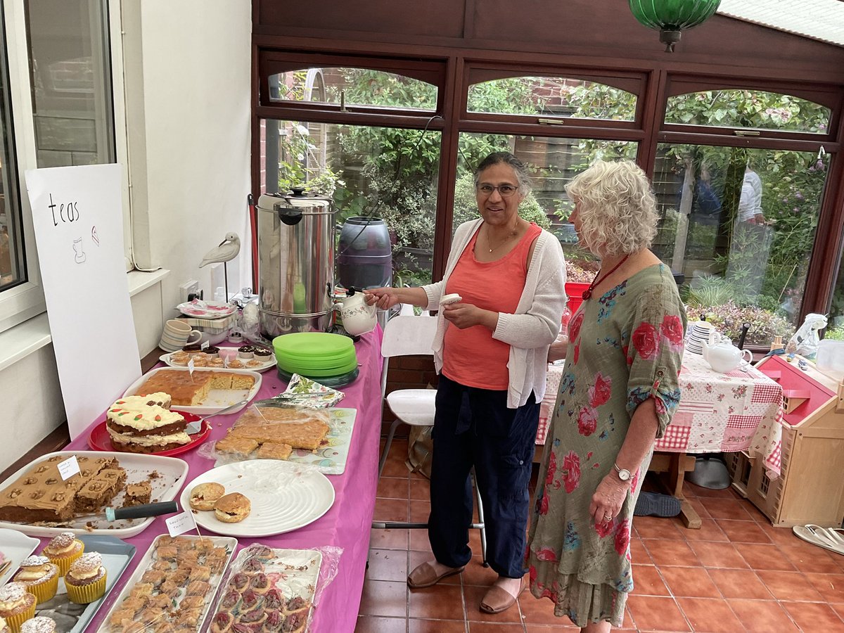 AntonyEdkins's tweet photo. Dr Enid Noronha hosted @NGSOpenGardens for Salford Families in need Meals Project - we will receive £600 &amp; have now more than smashed our original £30k target. A deep thank you &amp; to our supporters Julie Larkinson @KeeleyMP @RLong_Bailey @GlynYOGIPotts @MarsdentTom @mrsunsworth35 https://t.co/IdEMhO3rsi