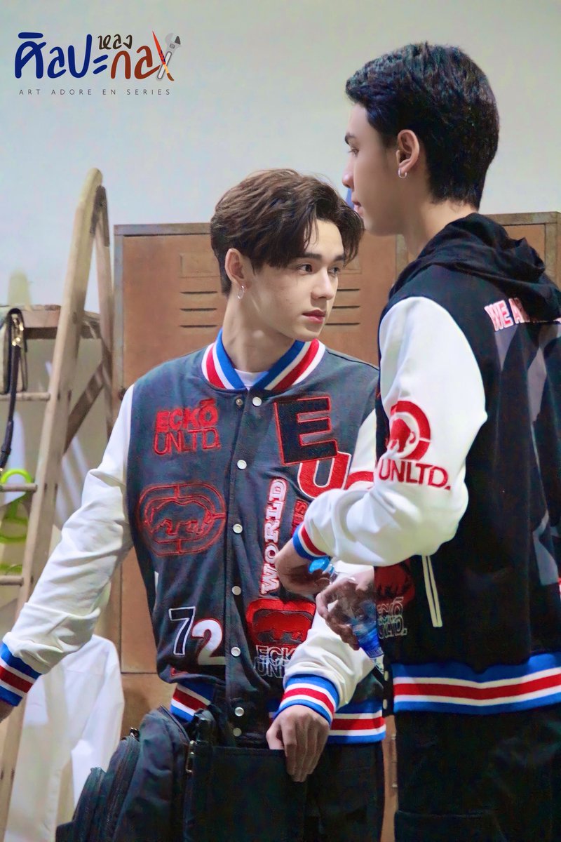 ArtAdoreEn.series tweet media