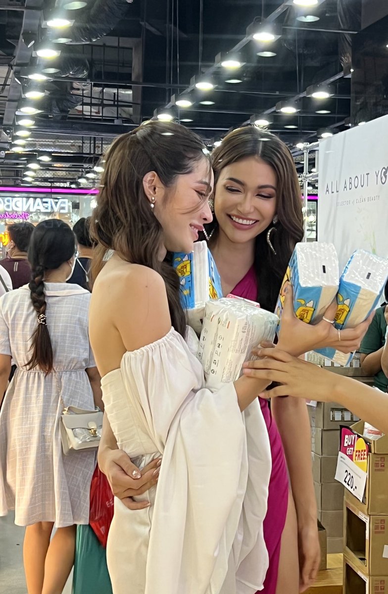 พิกจู🐰 tweet media