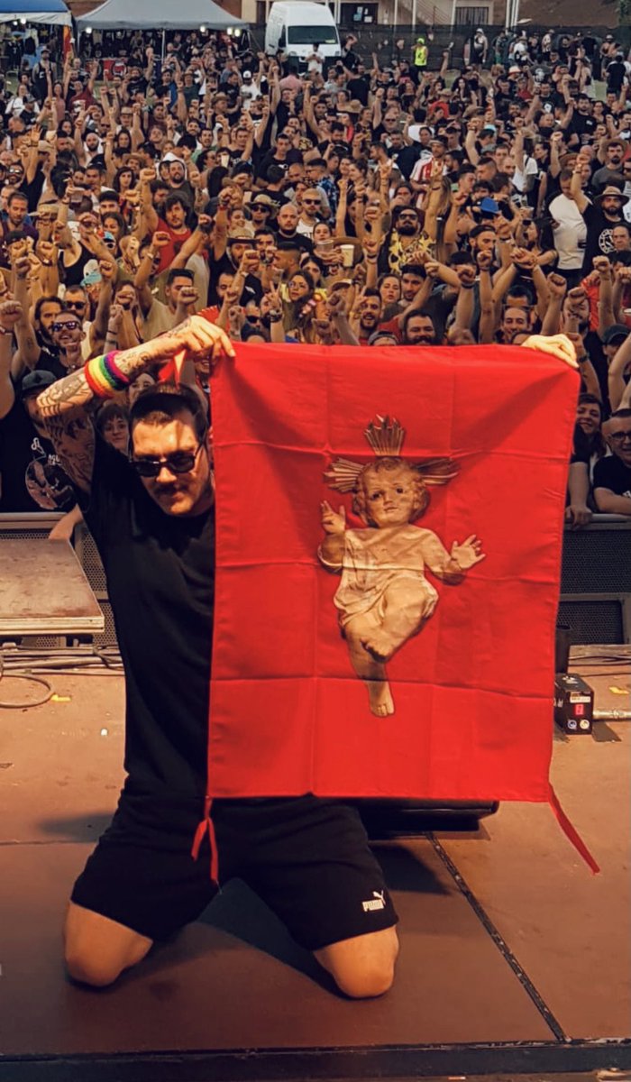 Nega_Maiz's tweet photo. Jesusito de mi vida, eres niño como yo…
#SummerTour22
#VintoroFestival
#LCDMIsForTheChildren
#Since2005 https://t.co/ji7iHXgIAM