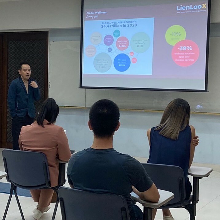 spanovator's tweet photo. LienlooXChivasomAcademy

เกือบหนึ่งปีที่แทบไม่ได้โพสอะไรเลย เมื่อวานได้รับเชิญให้พูดเรื่อง wellness talk เกี่ยวกับเทรนด์สุขภาพ และความงามที่ชีวาศรมอคาเดมี https://t.co/0DtApQaylN