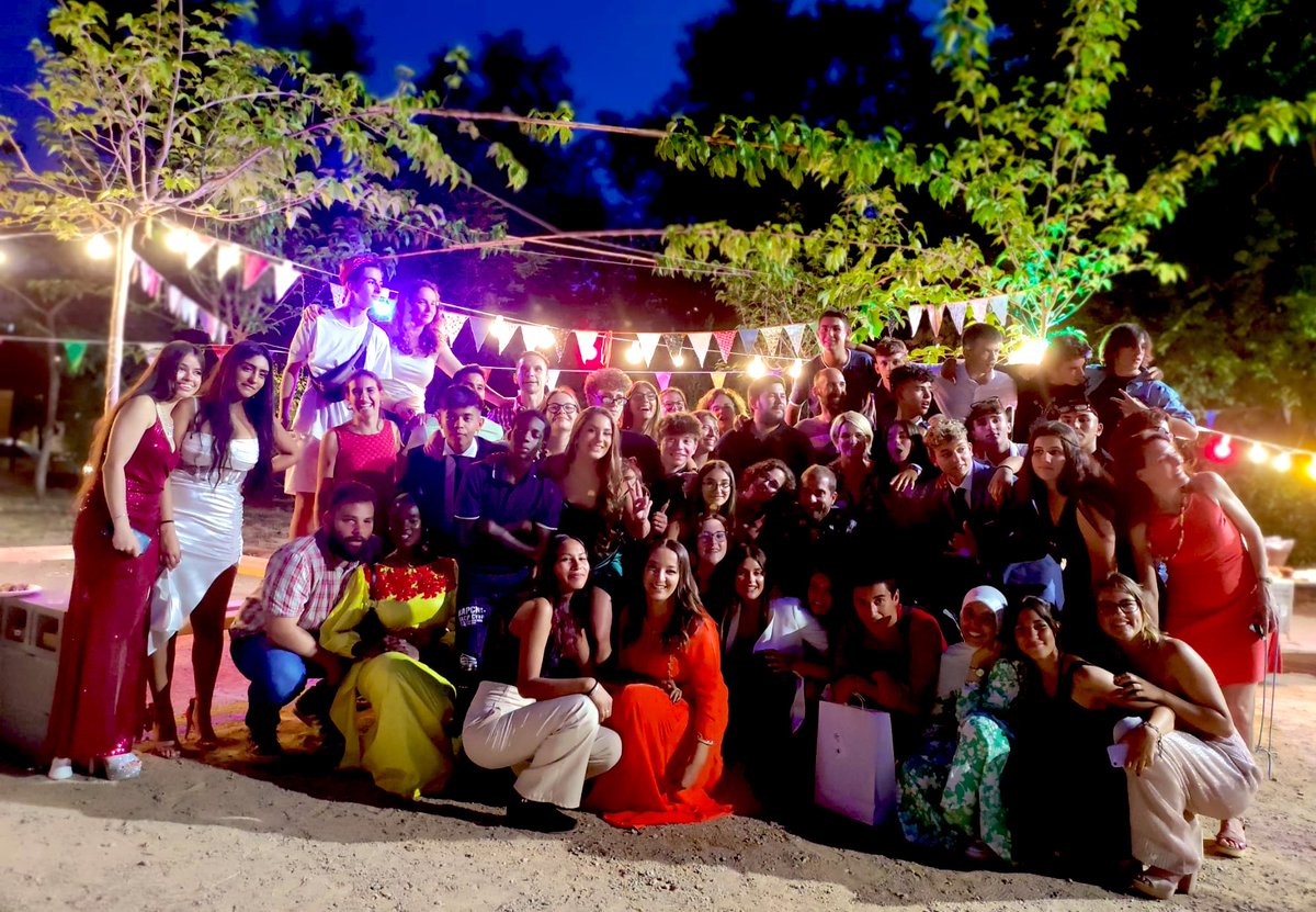 inscanoriac's tweet photo. #FESTAMAJOR4t #laprimera #patiÀgora https://t.co/AeE45Dw3zt