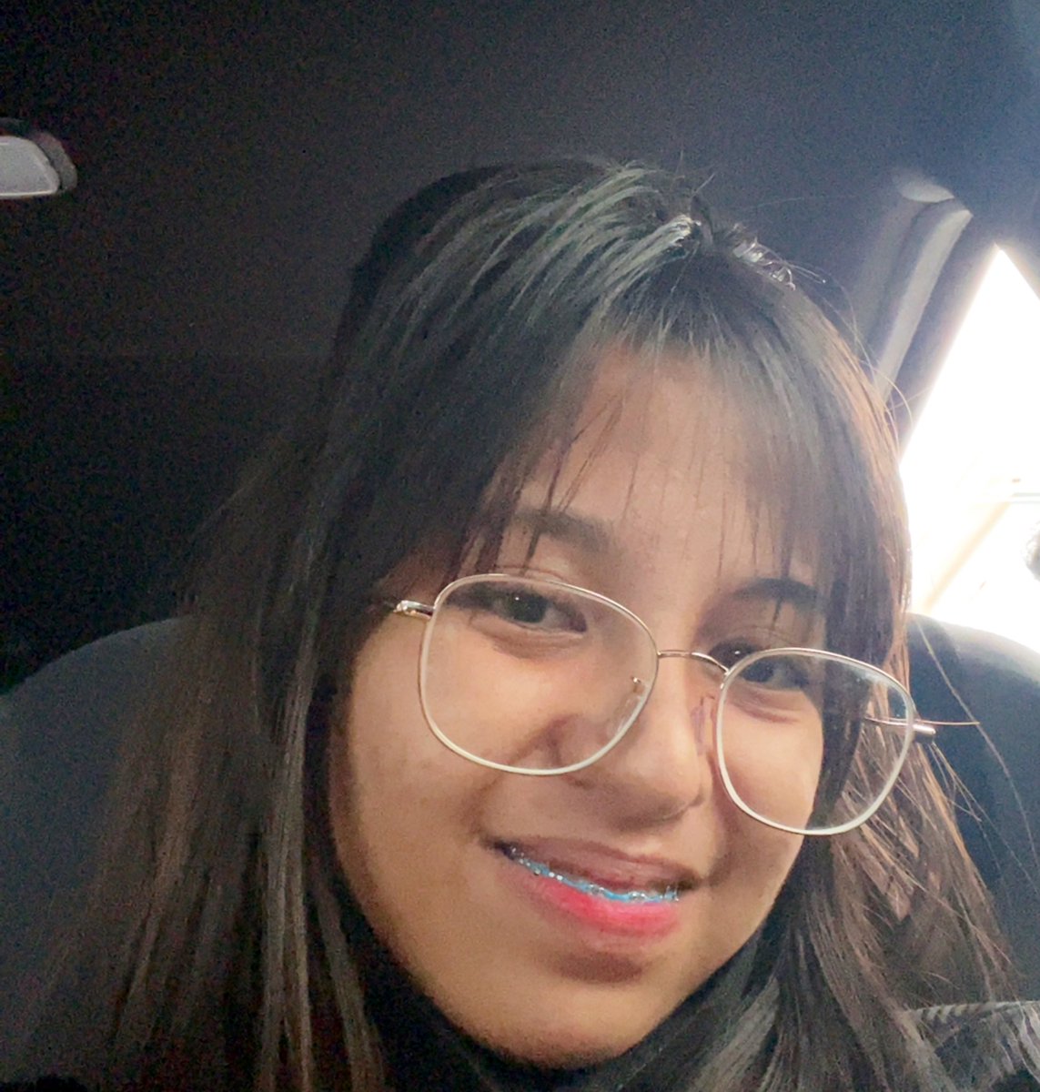 YivCortez's tweet photo. Ang tanga ko sa part na blue ung pinili kong color😫 https://t.co/Y2Nh229nDs