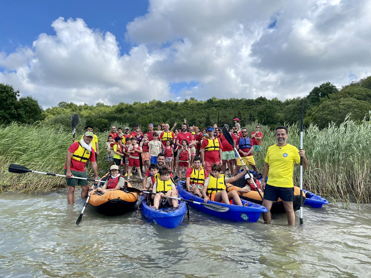 Başta en büyük babamız, sadece Vatanımızı ve Cumhuriyetimizi değil varlığımızı da bize armağan eden Atatürk’ün ve tüm babaların, baba adaylarının, baba olmak isteyenlerin ve baba olmasalar da iyiliğiyle şefkatiyle merhametiyle çevresine babalık yapanların Babalar Günü Kutlu Olsun