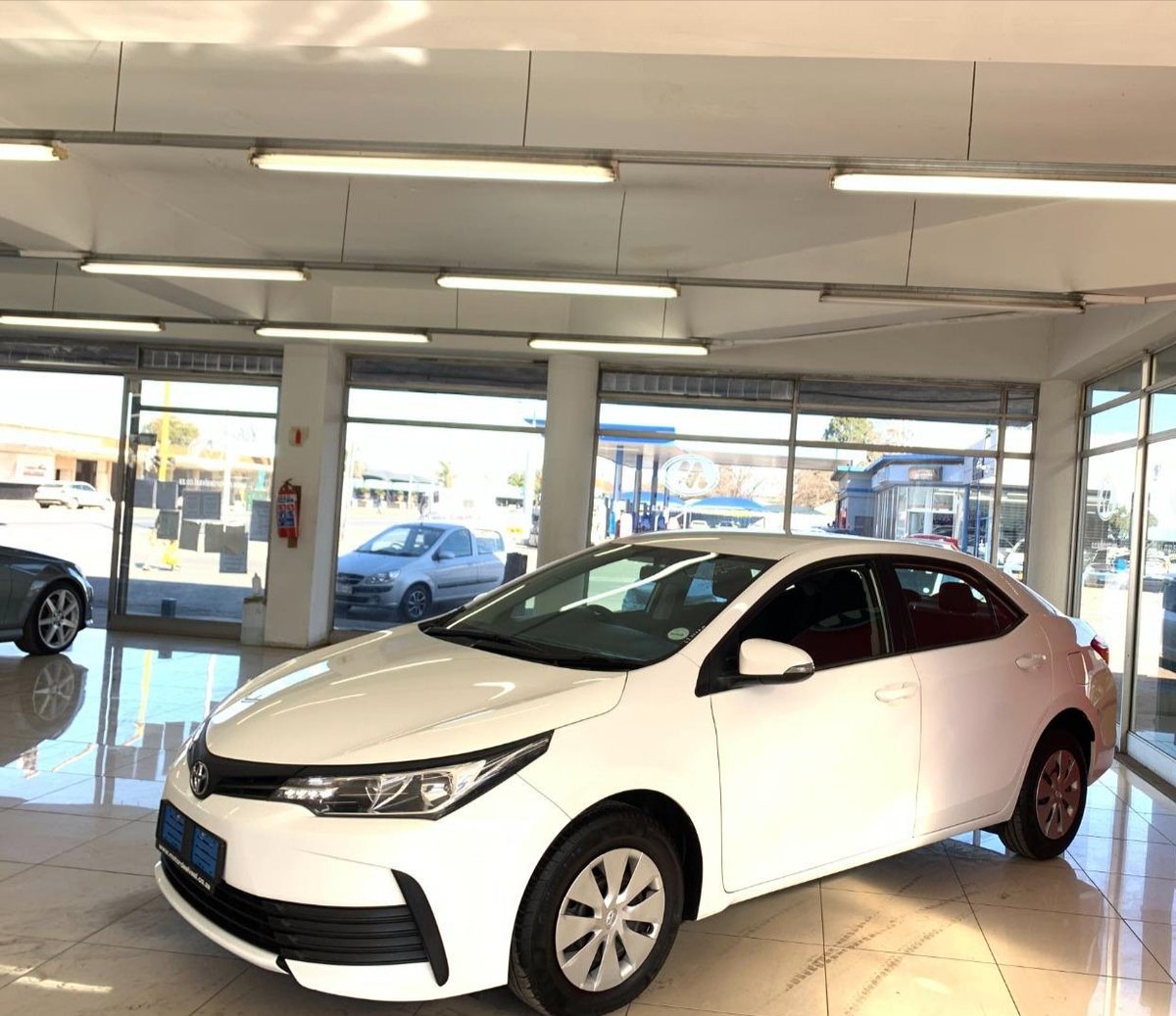 CarmazingSA's tweet photo. 2021 TOYOTA COROLLA QUEST 1.8 plus

62000kms
Immaculate condition
Full service history
Very fuel efficient
Not to be missed

Finance available. Trade ins welcome.

sales@carmazing.co.za

R284900 https://t.co/Ggh4FkFdeZ