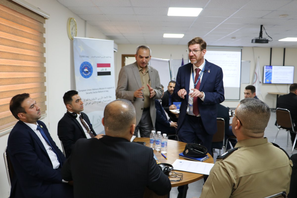 EuamIraq's tweet photo. #EUAMIraq's senior strategic advisors conducted a workshop for 20 participants from various departments in the @socialmoigoviq's Human Resources General Directorate.
The workshop aimed to provide an overview of the concept and processes of #Strategic Human Resources #Planning. https://t.co/FTO1Py9TmN