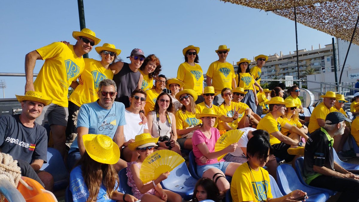 cnboadilla's tweet photo. #WP #CEAF22
Nuestras #peques juegan por el #bronce a las 13:00 con @CNAB_oficial
La #mareaamarilla animará #atope en el último partido del #CEAF22 @RFEN_Oficial 🇪🇸🤽♀️
Sigue el #minutoaminuto del #partido aquí:
https://t.co/MWSabXyTC6
#vaminichiquis
#ultimoesfuerzo
#aporlachapa https://t.co/IXHTqnFzWl