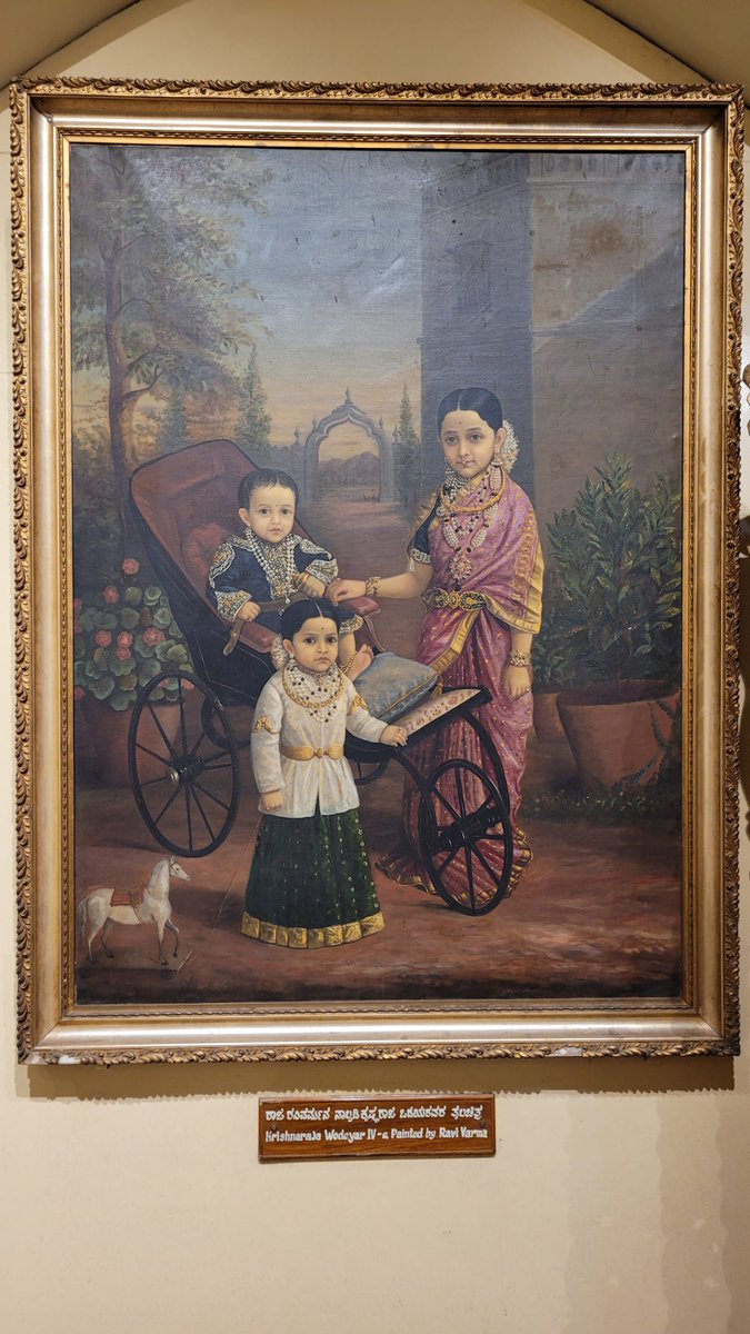 vanwolfer's tweet photo. Mysuru Palace🛖 https://t.co/eFUNKeubhJ