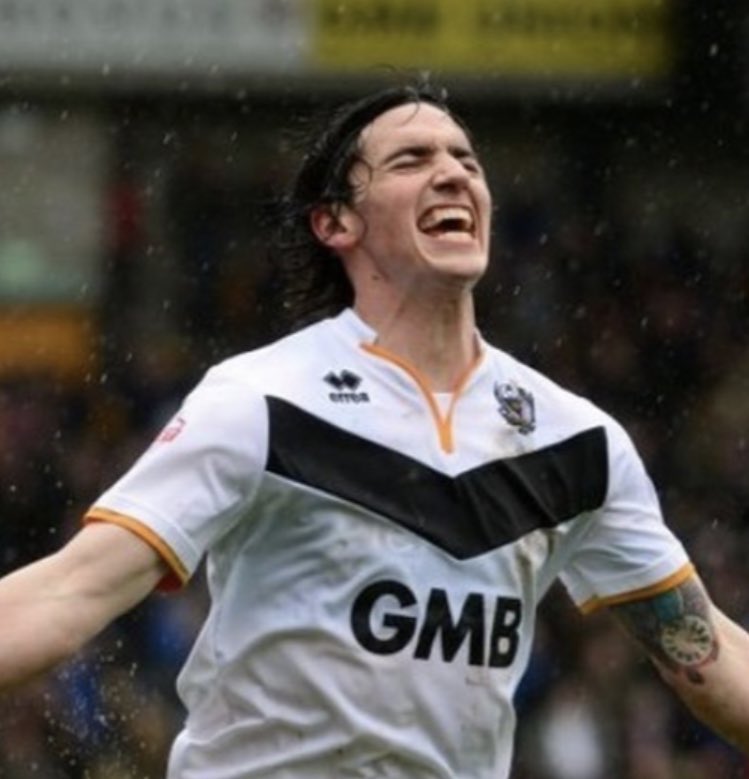 pvfcprogs's tweet image. #300Club #portvale
LOUIS DODDS

‘Super Louis Dodds’ made 349 apps scoring 56 goals for Vale. 
He was with the club from 2008-16 then returned on loan in 2018/19. Technically gifted &amp;amp; scorer of some superb goals he became a firm fan favourite at Vale Park #pvfc