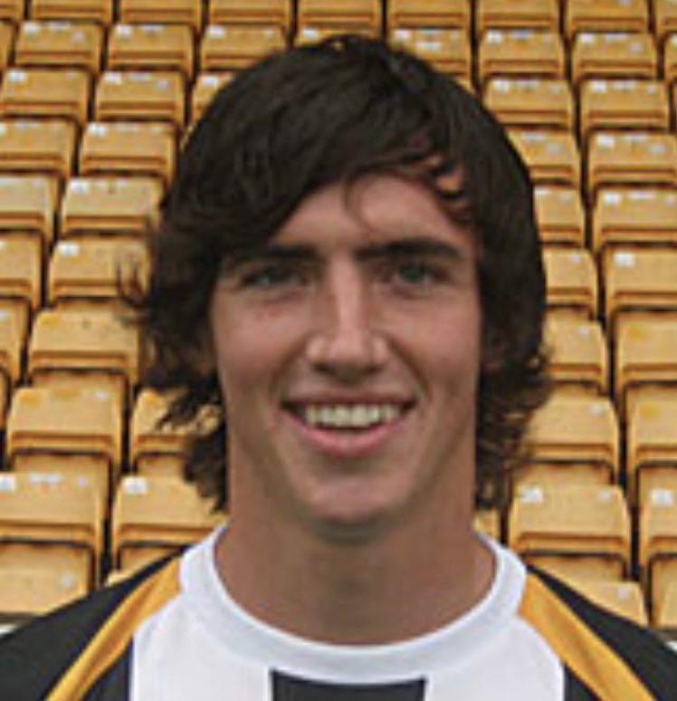 pvfcprogs's tweet image. #300Club #portvale
LOUIS DODDS

‘Super Louis Dodds’ made 349 apps scoring 56 goals for Vale. 
He was with the club from 2008-16 then returned on loan in 2018/19. Technically gifted &amp;amp; scorer of some superb goals he became a firm fan favourite at Vale Park #pvfc