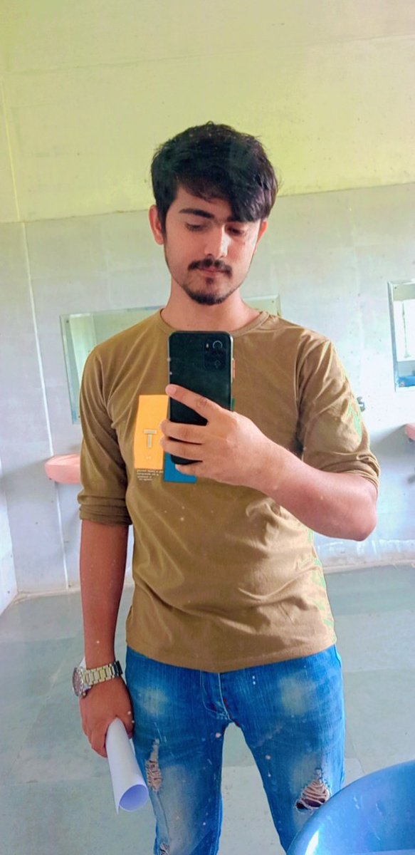 परिस्थिति यस्तै भयो प्यारी तिमी धैर्य गर्नु समय संगै परिवर्तन  भैहाल्छ नि