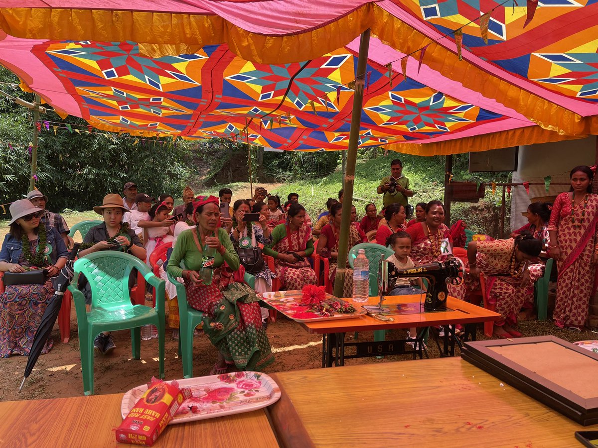 ghanagrg's tweet photo. One of my best weekends as I could celebrate Dalit women empowerment with awareness, income and skill development- conserving traditional know & skills while generating income. #incone #womenempowerment https://t.co/tZWdMEkYbE