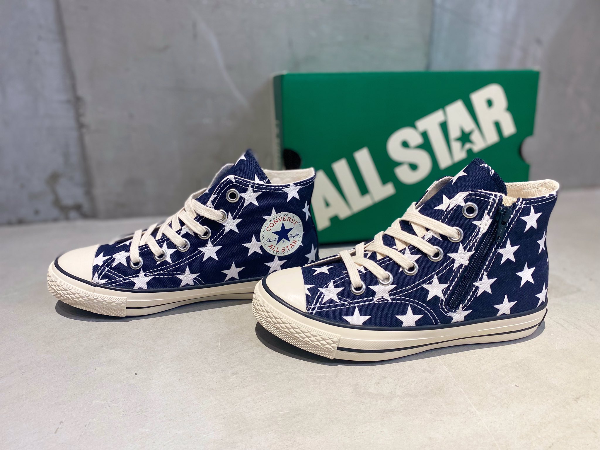 ホワイト系 26 5cm新発売 Converse White Atelier えんとつ町のプペル スニーカー 靴ホワイト系26 5cm 8 435 Laeknavaktin Is